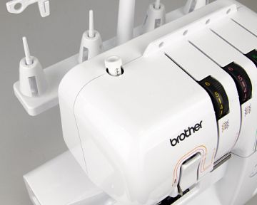Оверлок Brother 2104D  